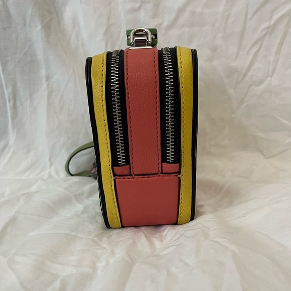 Marc Jacobs Peanuts X mini Lunchbox Purse - Picture 4 of 12